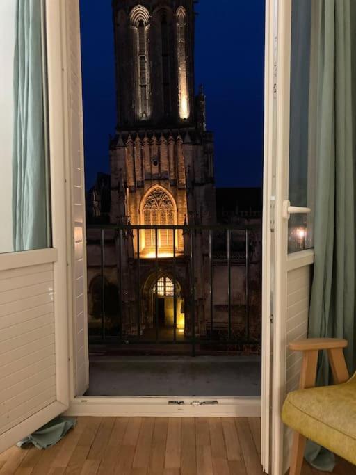 Appart 90M2 Lumineux, Centre, Vue Eglise Penchee Caen Esterno foto